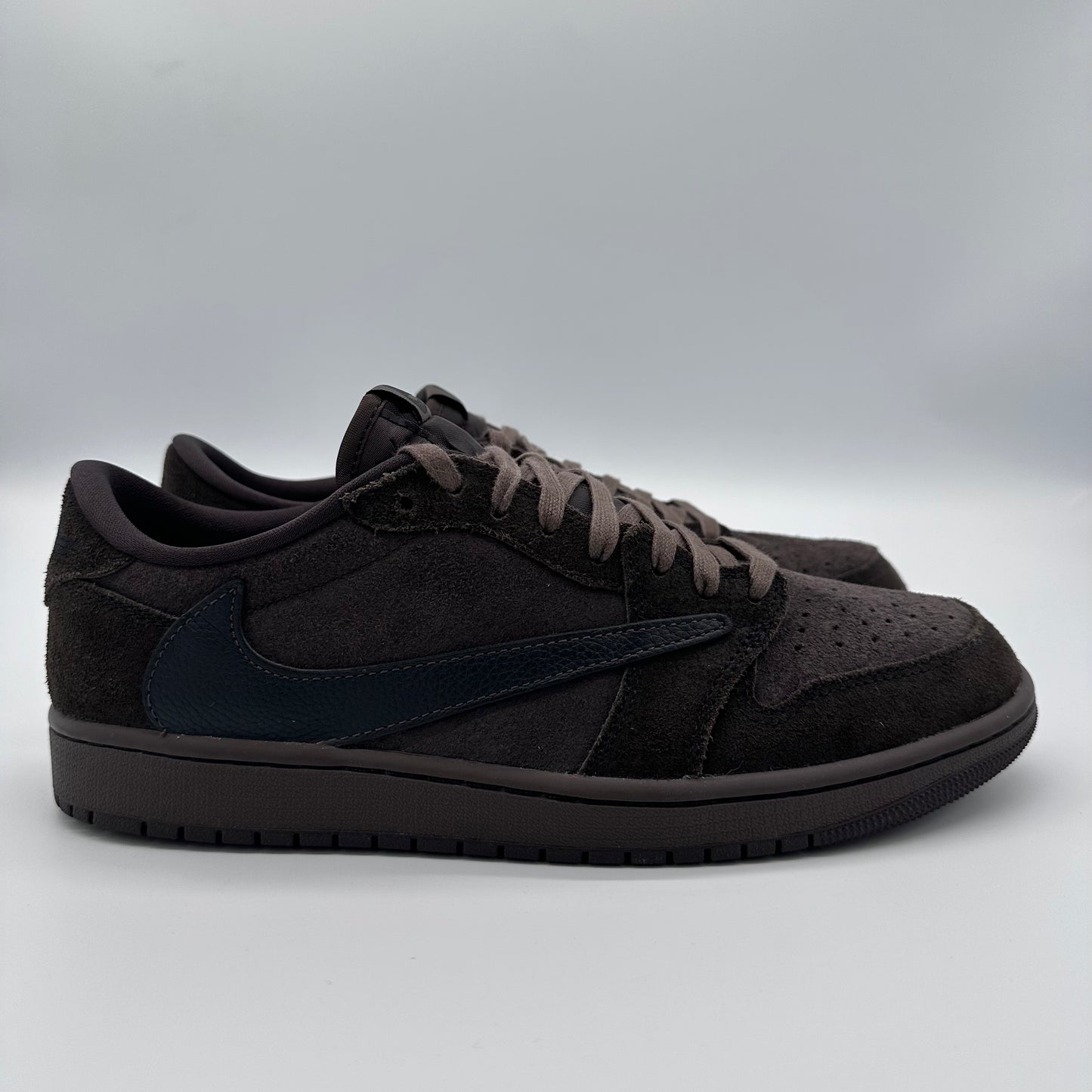 Jordan 1 Retro Low OG SP Travis Scott Velvet Brown Pre-owned US10.5
