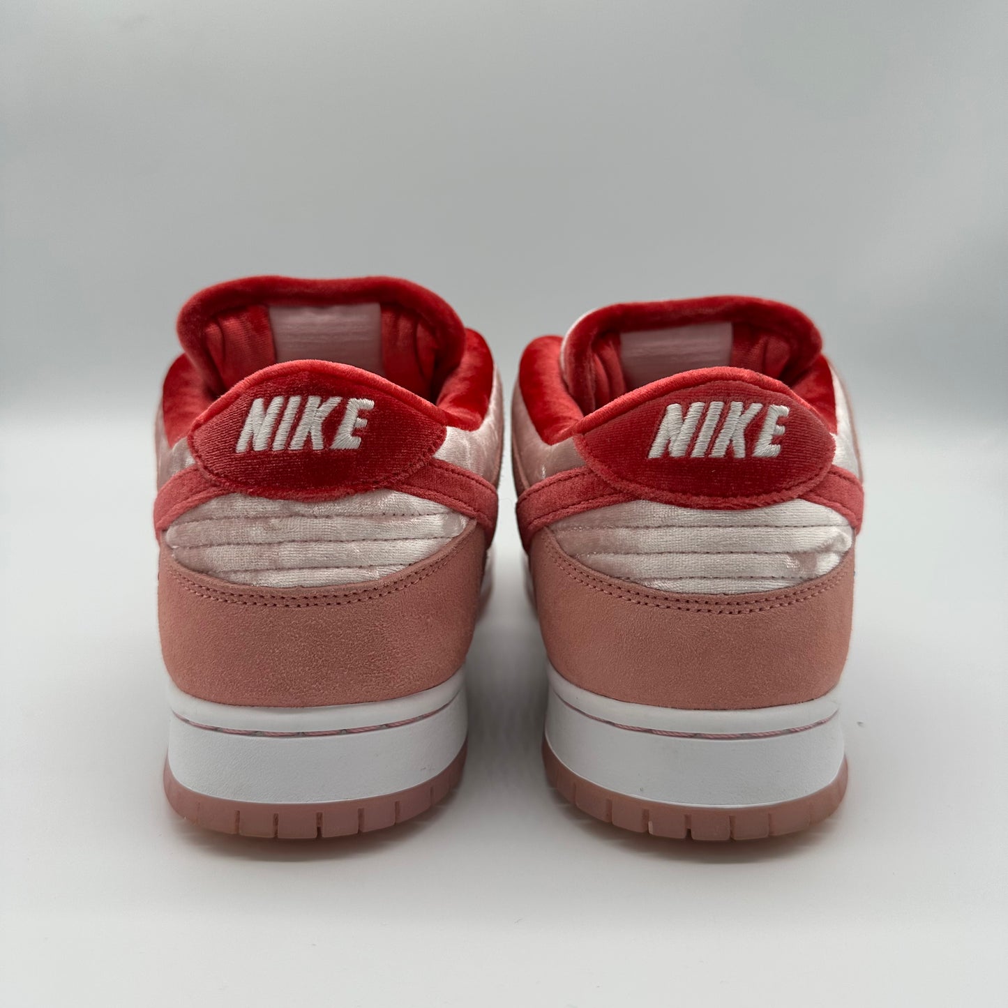 Nike SB Dunk Low StrangeLove Skateboards Pre-owned US 11