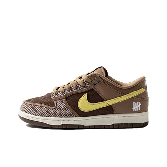 Nike Dunk Low SP Undefeated Canteen Dunk vs. AF1 Pack