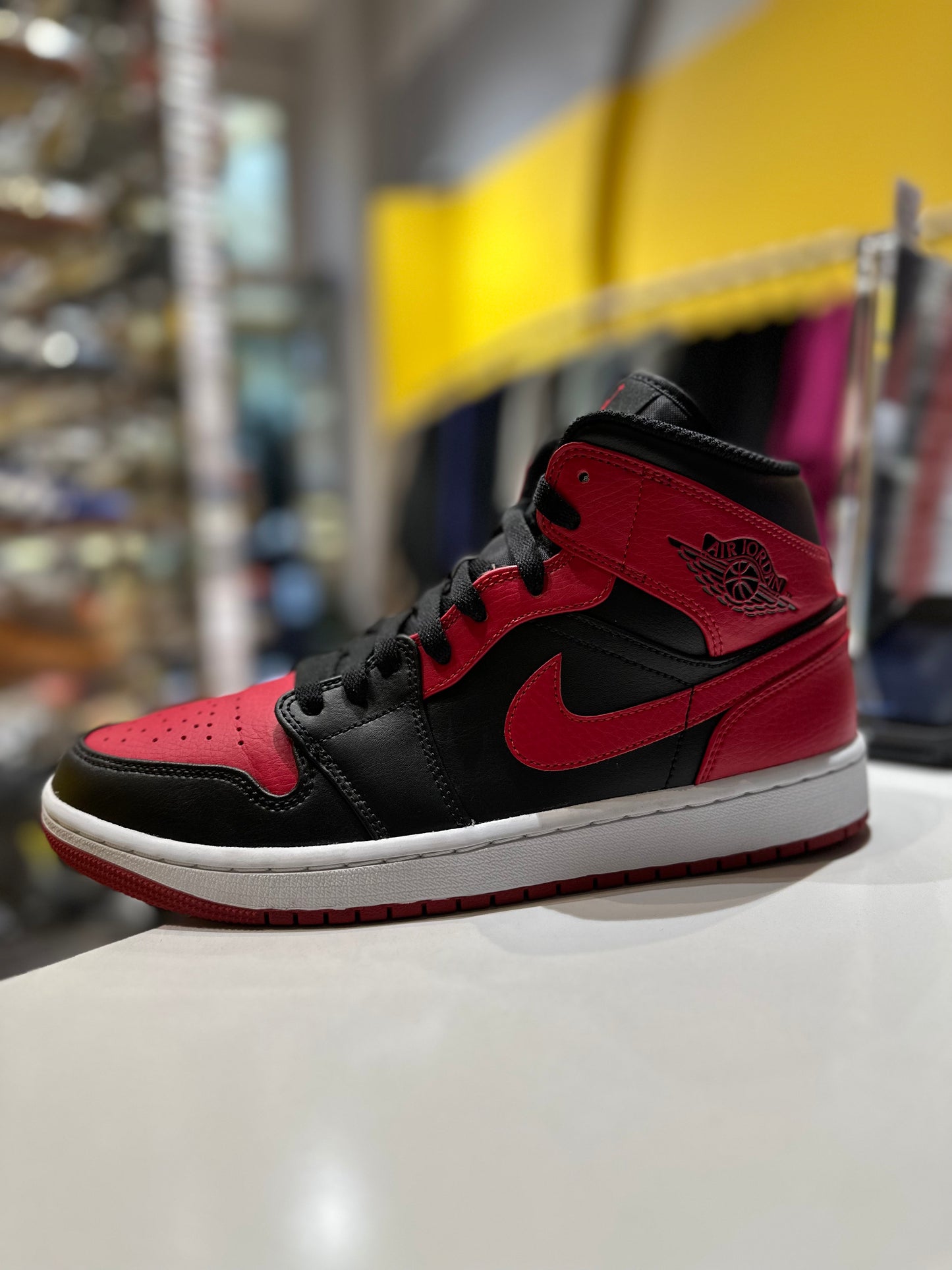 Jordan 1 Mid Banned (2020) Pre-Owned