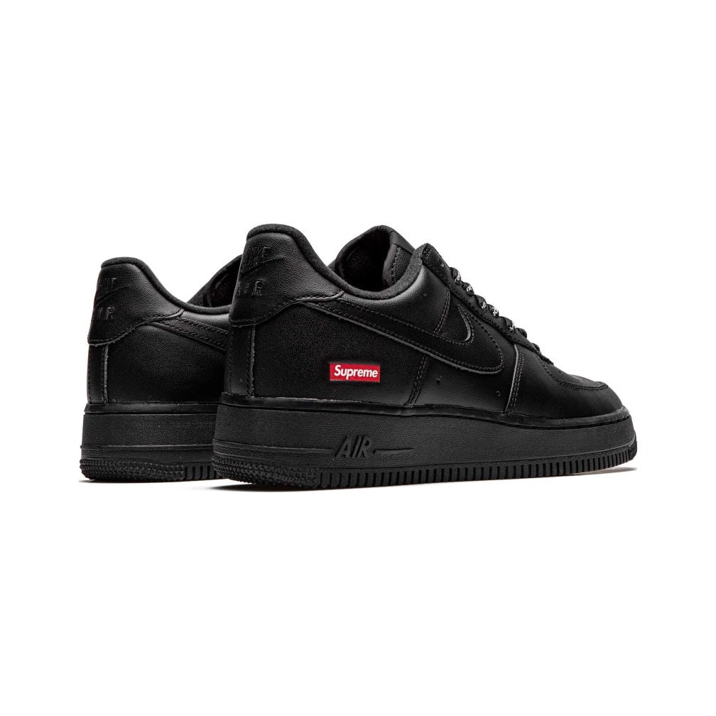 Nike Air Force 1 Low Supreme Black