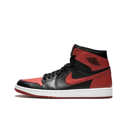 Jordan 1 Retro Bred (2013) Pre-Owned