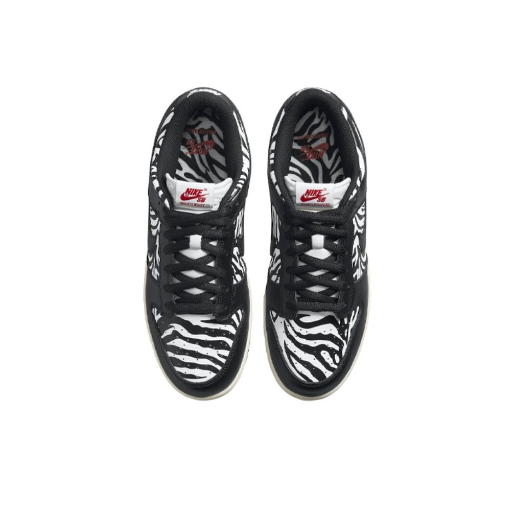 Nike SB Dunk Low OG QS Quartersnacks Zebra