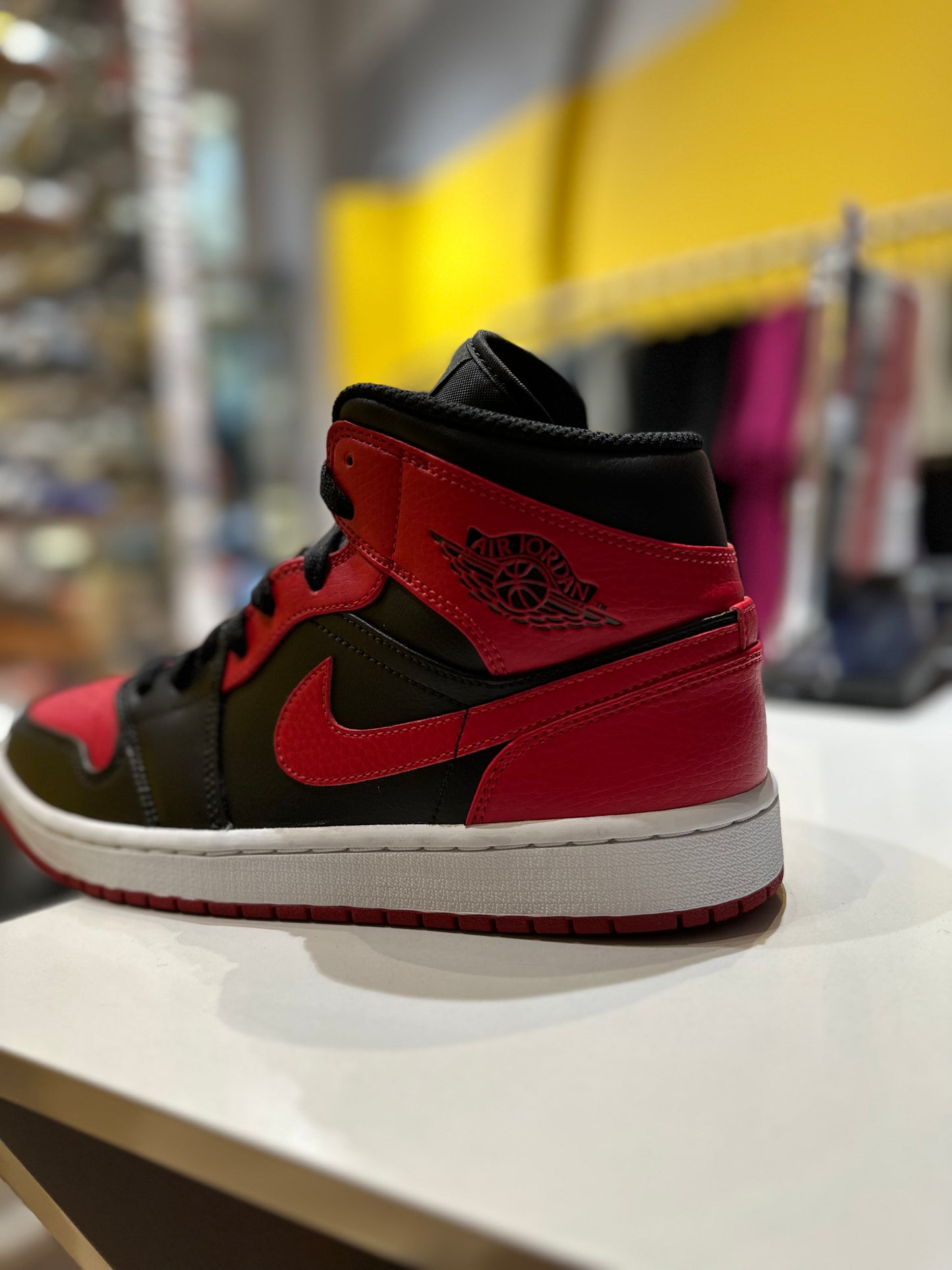 Jordan 1 Mid Banned (2020) Pre-Owned