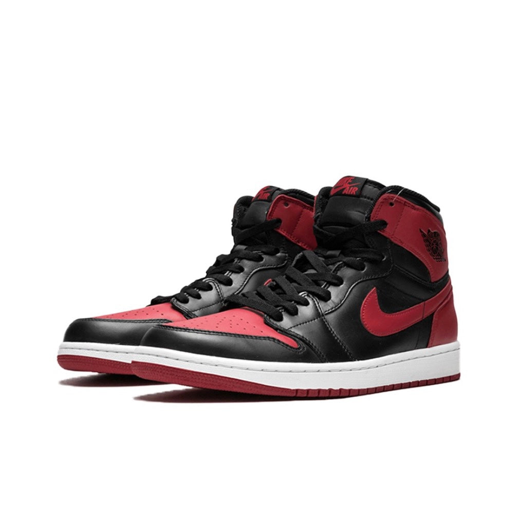 Jordan 1 Retro Bred (2013) Pre-Owned