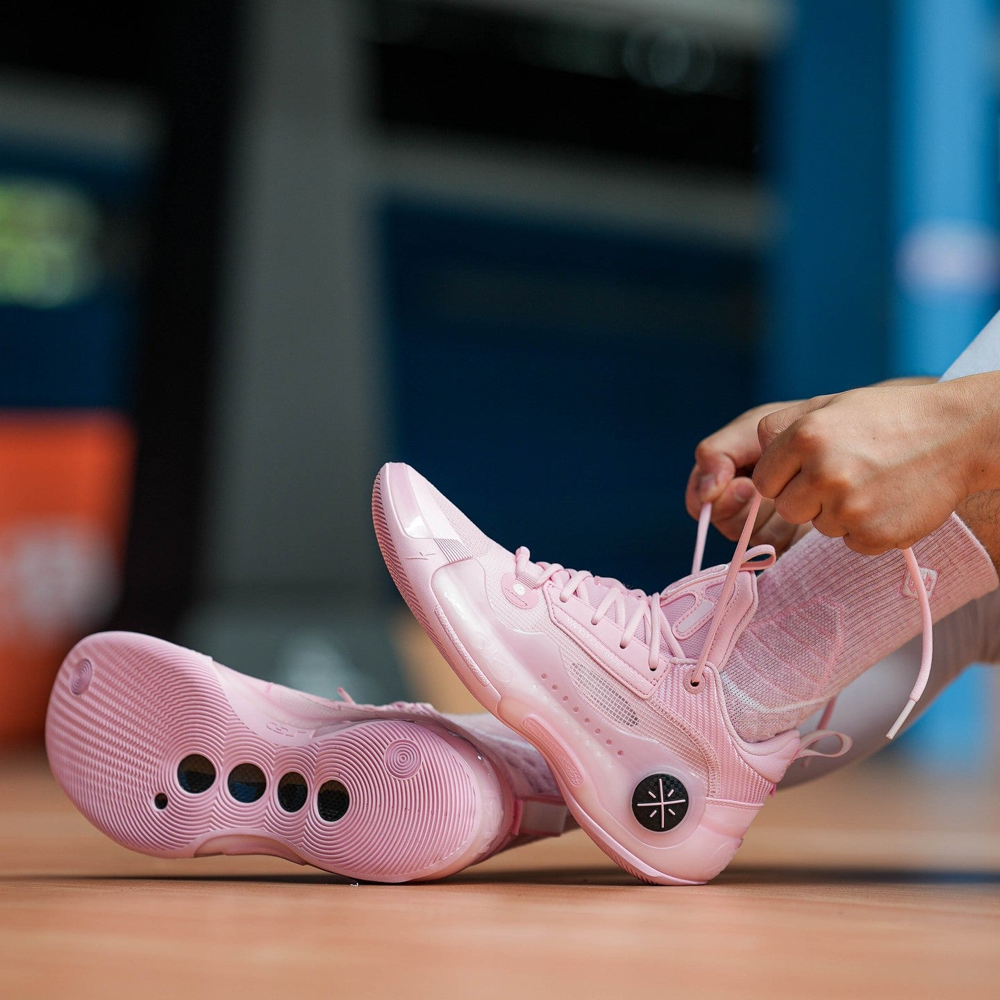 Li-Ning Way of Wade 10 Low Cherry Blossom – The Archive Store